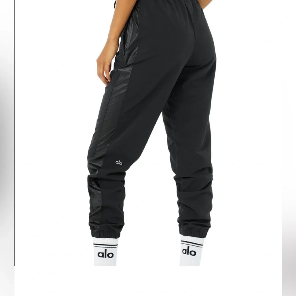 ALO Women’s Remix Jogger Black Small